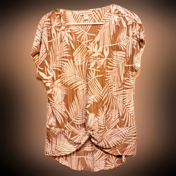 NWOT Tropical Print Top - Picture 6 of 7
